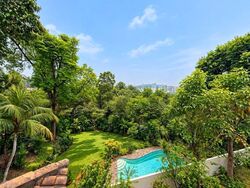 Laurel Wood Avenue (D10), Detached #630292981